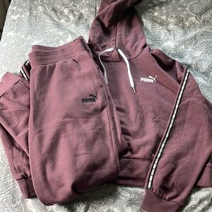 NWOT ✨ PUMA Sweat Set - Sweatshirt + Sweatpants